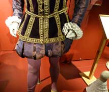 Breeches of Burgandy Gentleman's Clothing